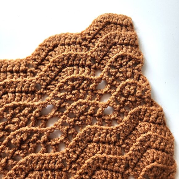 Caramel brown crochet throw blanket - Picture 3 of 7